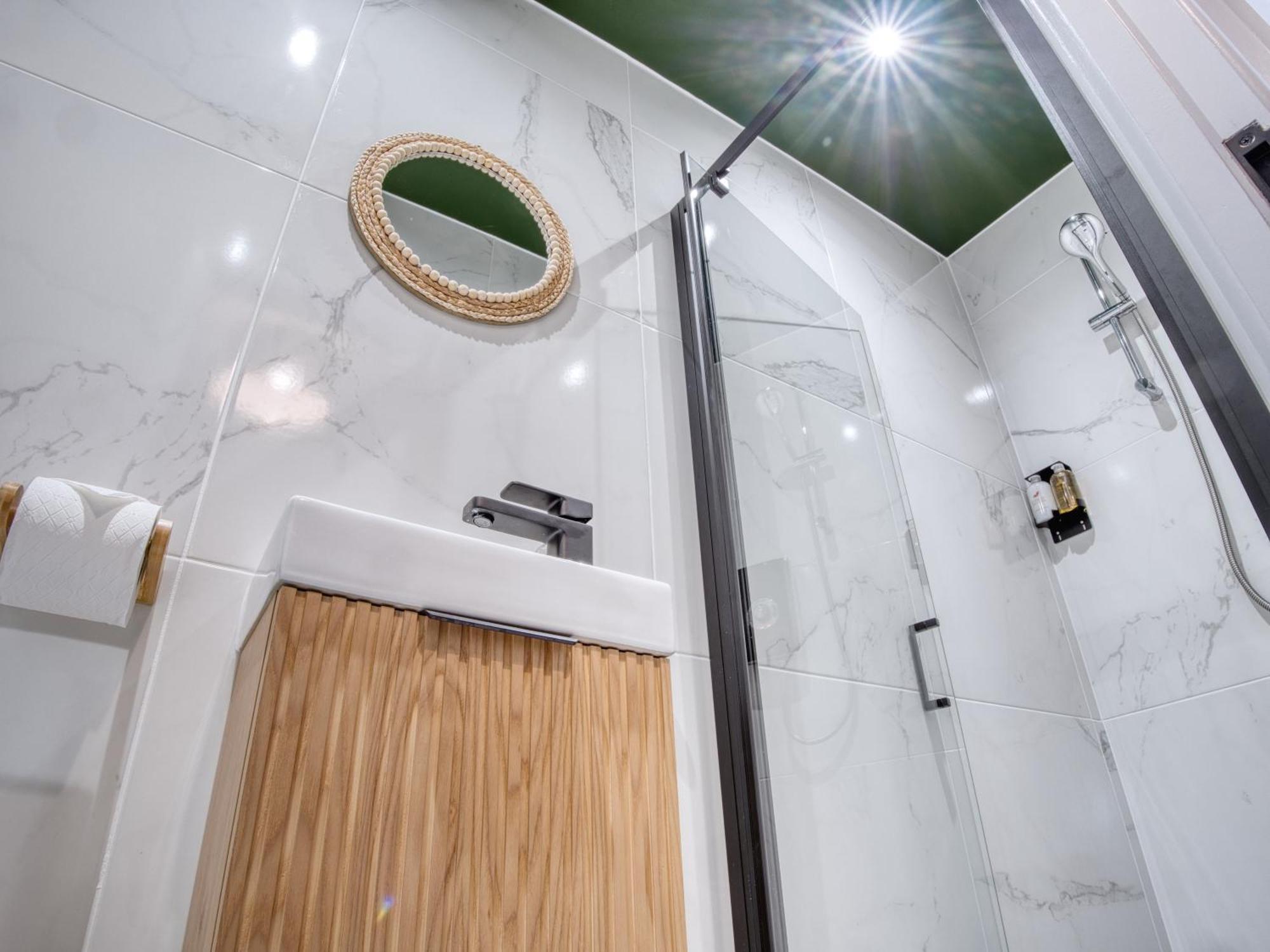 London Fulham - Hot Tub, Parking, Games & Cinema Room Экстерьер фото